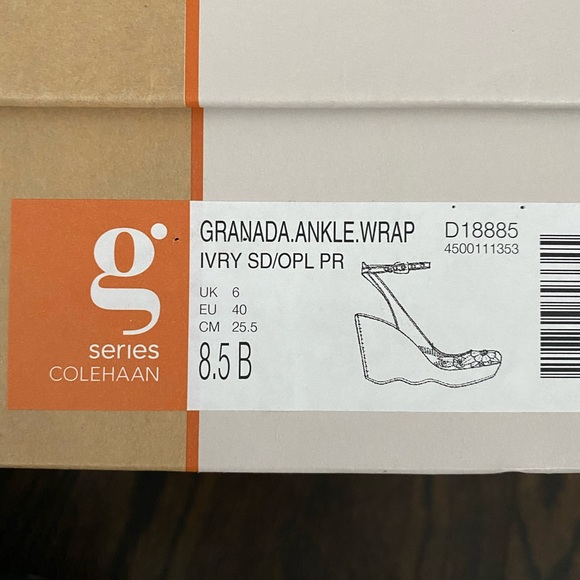 Cole Haan — Women’s wedges - Picture 11 of 11